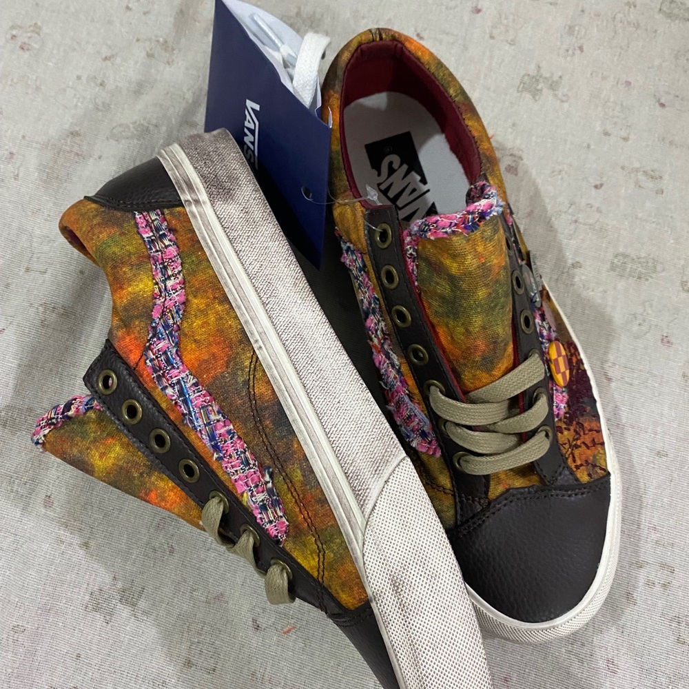 Vans Multicolor Low-Top Sneakers with Peace Patch - Picture 6 of 9